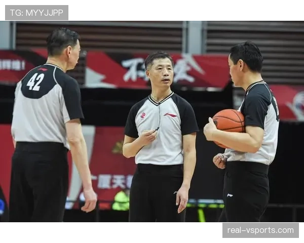 篮球比赛中什么情况会触发加罚规则，何时能获得额外罚球机会？